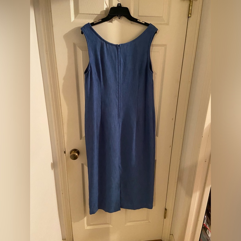 Dress - Picture 2 of 3
